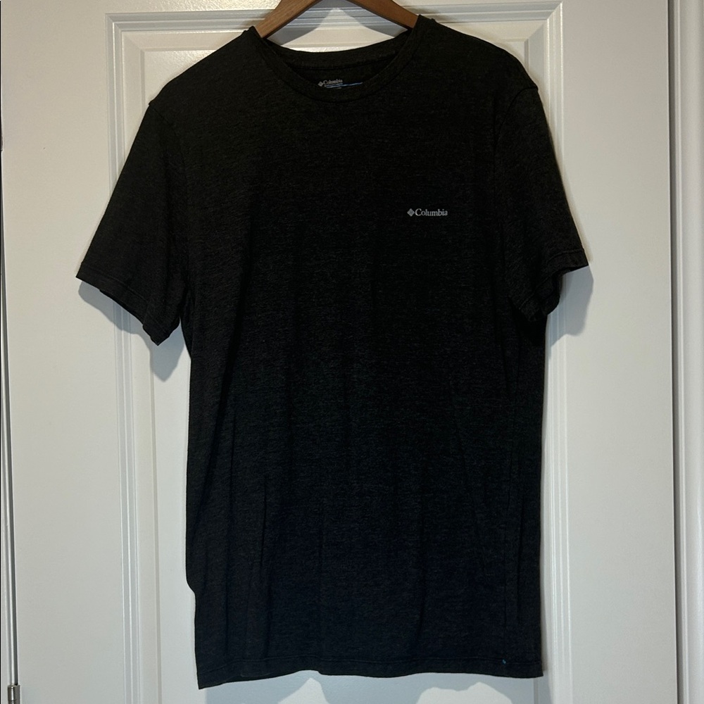 Columbia Men's Charcoal Short Sleeve Tee